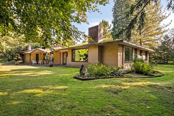 Kerkplein 206, Budel-Dorplein